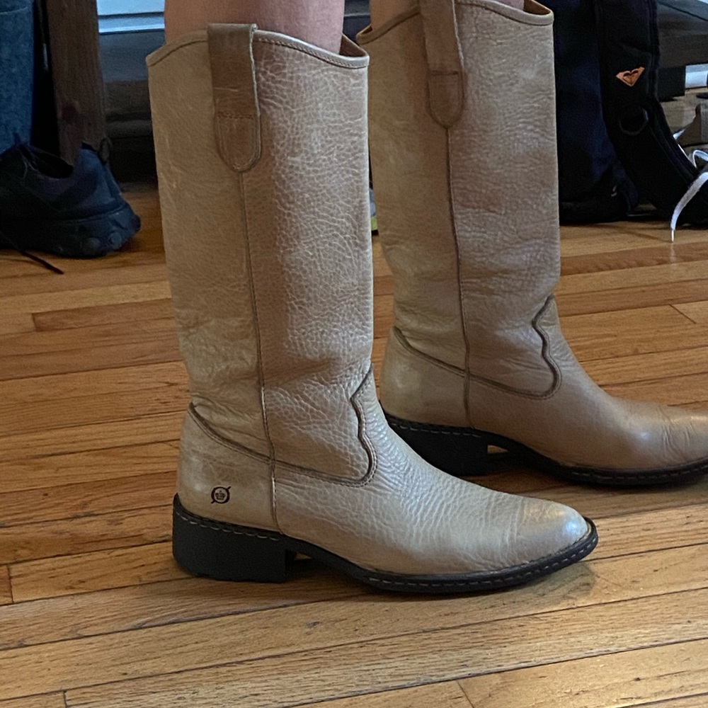Borne Beige Cow Boy Cut Boot